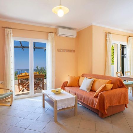 Natura Villas Drymon 외부 사진
